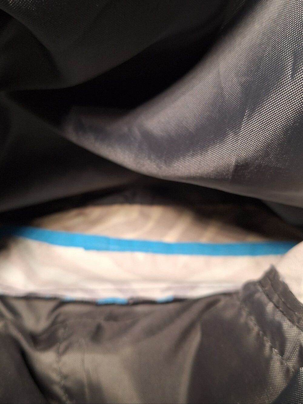 Jansport Backpack, Zebra Stripes, Black & Blue & White w/Blue Accents - Picture 12 of 15